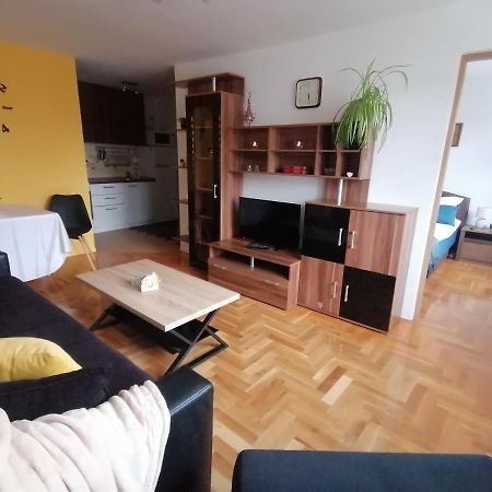 Apartman Relax - Free Public Parking Sarajewo Zewnętrze zdjęcie