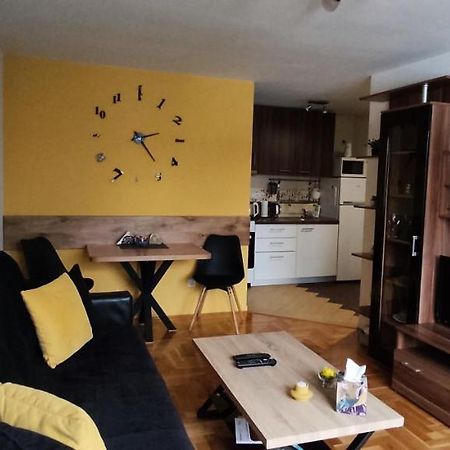 Apartament Apartman Relax - Free Public Parking Sarajewo Zewnętrze zdjęcie