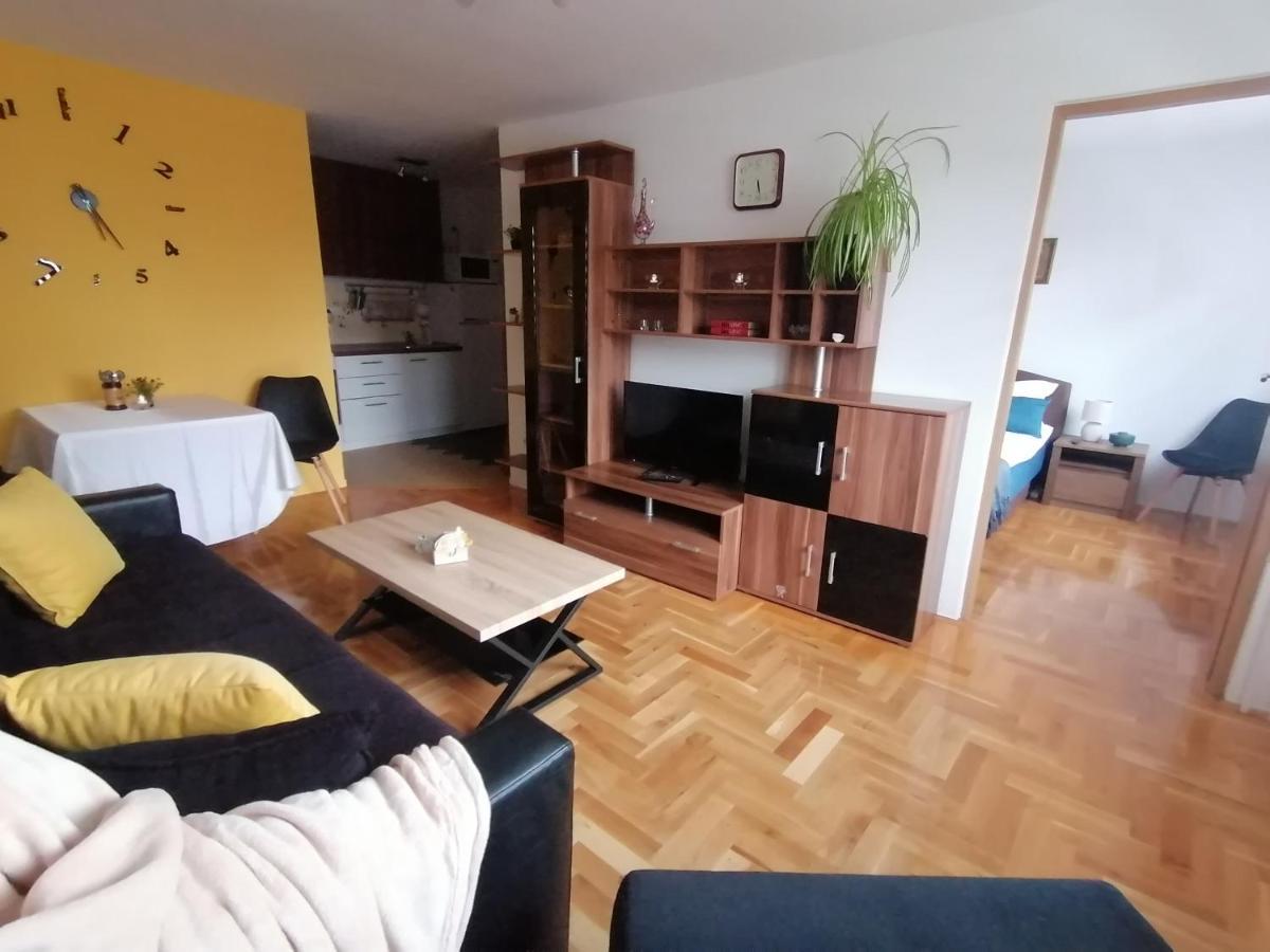Apartman Relax - Free Public Parking Sarajewo Zewnętrze zdjęcie